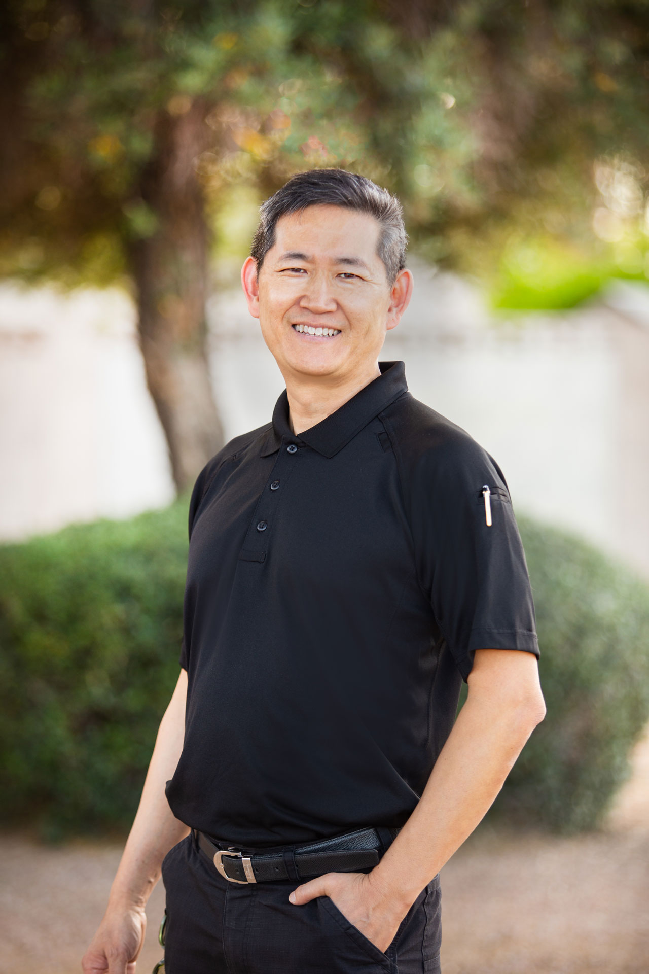 About Dr. Lee | Friends and Family Dentist in Phoenix